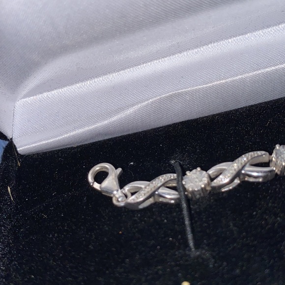 Kay Jewelers Diamond Bracelet - Picture 4 of 5